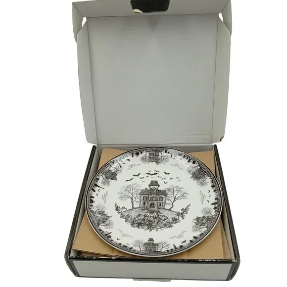 Lenox Haunted Village Four-Piece Place Set Dessert Plate Set 8” - Picture 7 of 16